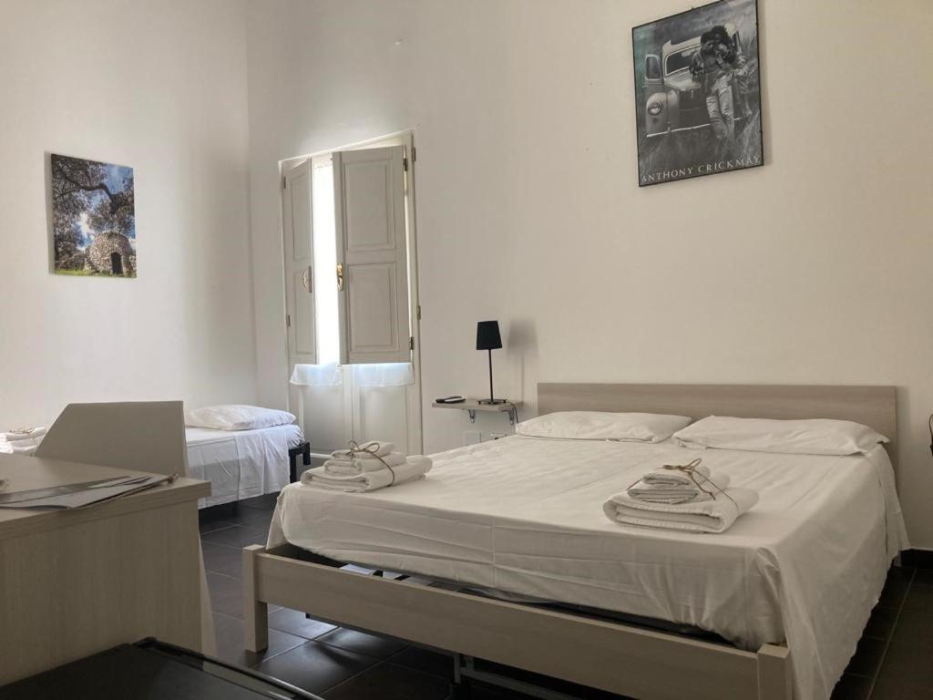 レッチェ Gatto Bianco La Dimora Storica Bed & Breakfast エクステリア 写真